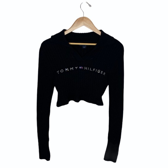 sold***Vintage Tommy Hilfiger Cropped Sweater - Picture 2 of 7